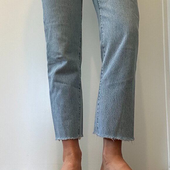 LEVI'S Wedgie Straight Fit in Luxor Empire - Size 23 - Picture 3 of 7